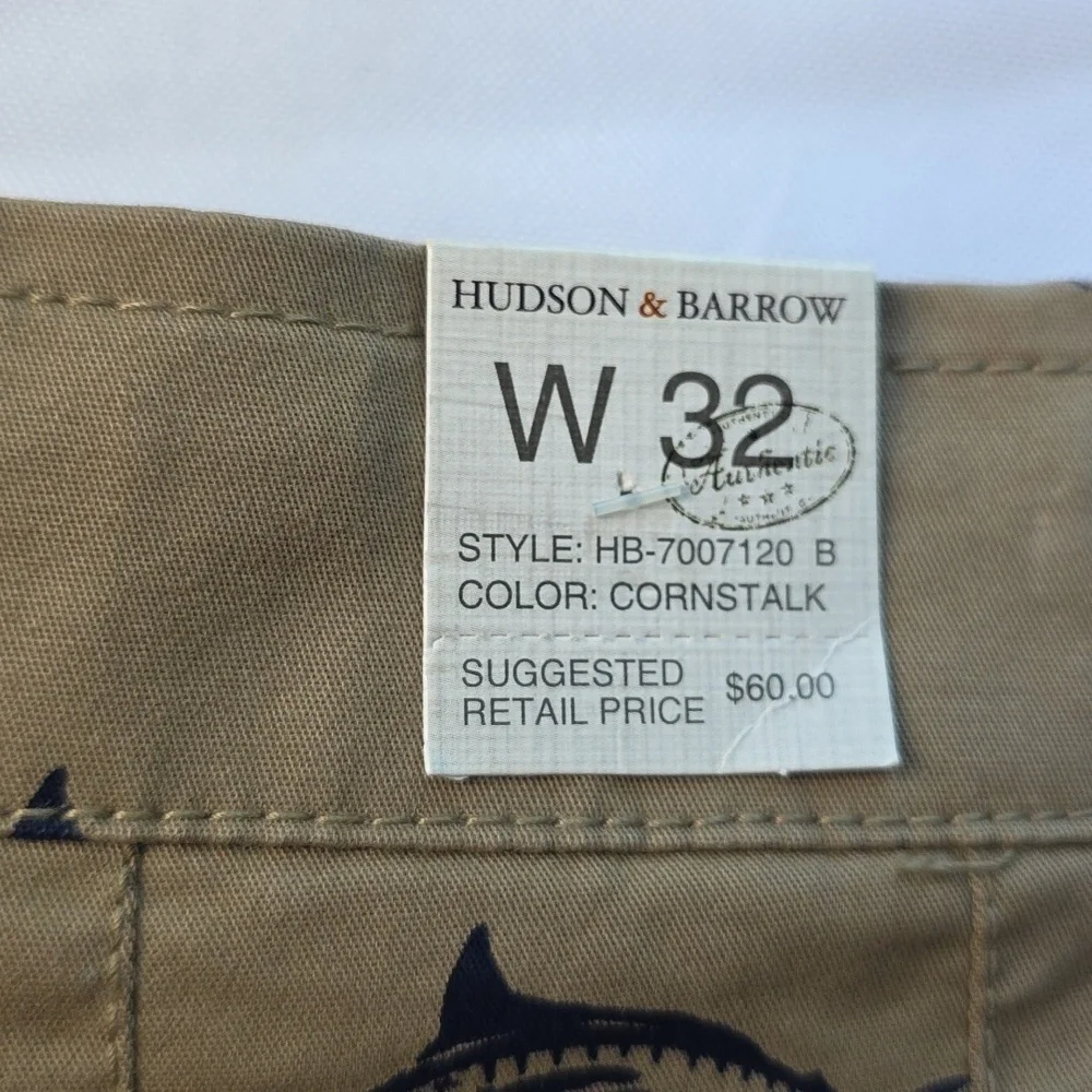 NWT Hudson & Barrow Men's‎ Shorts Tan W/Navy Swordfish Flat Front Pockets Sz 32